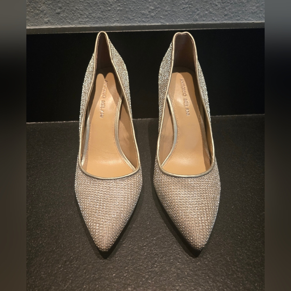 SALE Antonio Milani 9M Elegant Gold Mesh High Heels EUC - Picture 3 of 11